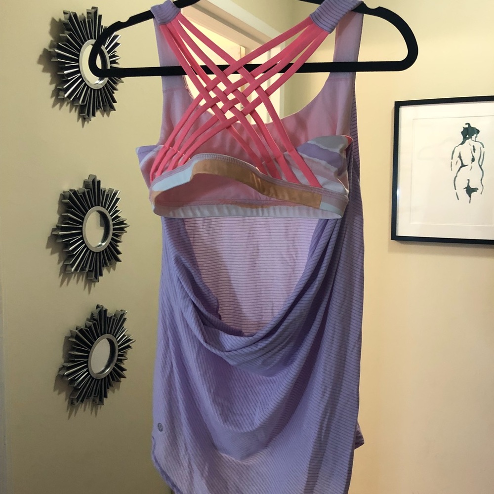 Lululemon athletic too with built-in sports bra